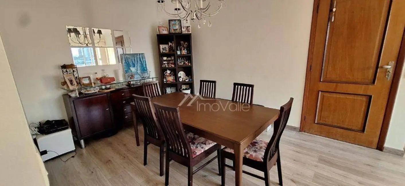 Apartamento com 3 quartos à venda, 114m2 em Sao Jose Dos Campos - SP - imagem 3 Foto 3 de Apartamento com 3 quartos à venda, 114m2 em Sao Jose Dos Campos - SP