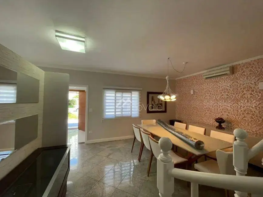 Casa de Condomínio com 4 quartos à venda e para alugar, 720m2 em Sao Jose Dos Campos - SP - imagem 6 Foto 6 de Casa de Condomínio com 4 quartos à venda e para alugar, 720m2 em Sao Jose Dos Campos - SP