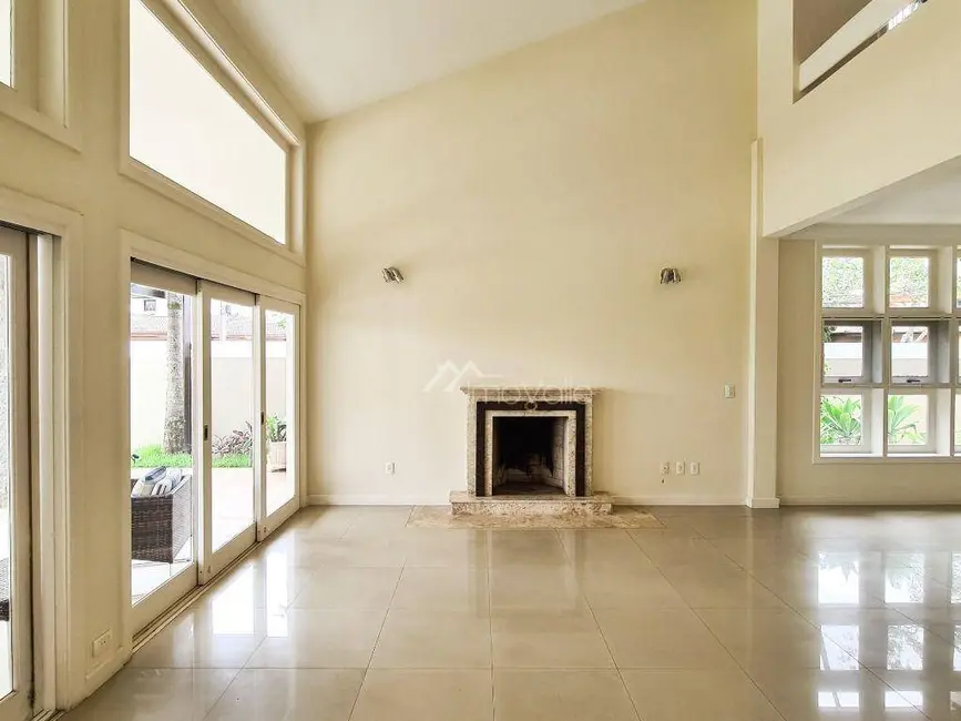 Casa de Condomínio com 5 quartos à venda e para alugar, 525m2 em Sao Jose Dos Campos - SP - imagem 3 Foto 3 de Casa de Condomínio com 5 quartos à venda e para alugar, 525m2 em Sao Jose Dos Campos - SP