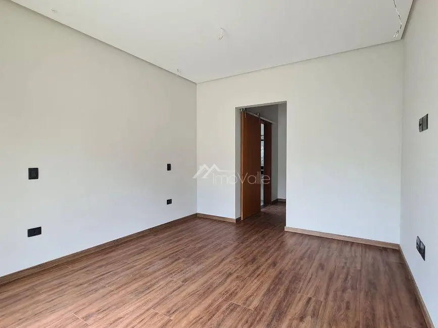 Casa de Condomínio com 4 quartos à venda, 470m2 em Sao Jose Dos Campos - SP - imagem 9 Foto 9 de Casa de Condomínio com 4 quartos à venda, 470m2 em Sao Jose Dos Campos - SP