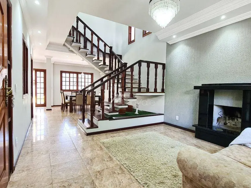 Foto 1 de Casa de Condomínio com 5 quartos à venda, 360m2 em Sao Jose Dos Campos - SP