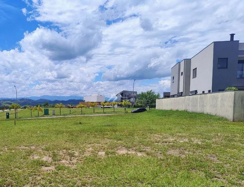 Foto 2 de Terreno / Lote à venda, 505m2 em Sao Jose Dos Campos - SP