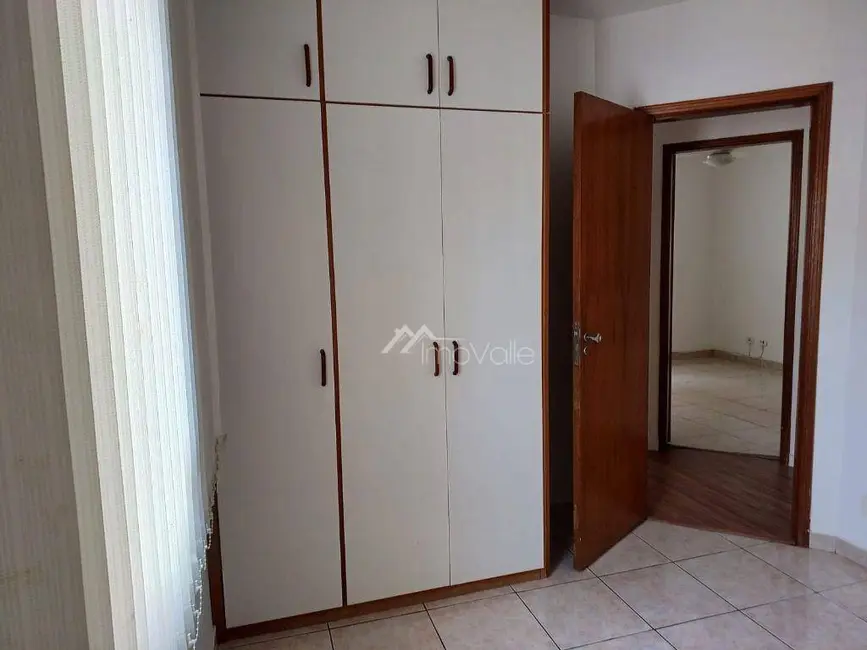 Apartamento com 3 quartos para alugar, 72m2 em Sao Jose Dos Campos - SP - imagem 9 Foto 9 de Apartamento com 3 quartos para alugar, 72m2 em Sao Jose Dos Campos - SP