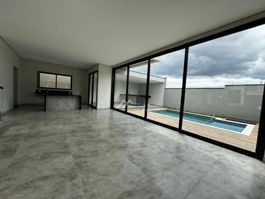 Casa de Condomínio com 4 quartos à venda, 280m2 em Sao Jose Dos Campos - SP - imagem 7 Foto 7 de Casa de Condomínio com 4 quartos à venda, 280m2 em Sao Jose Dos Campos - SP