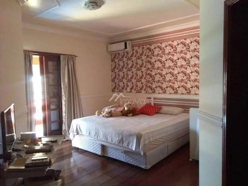 Casa de Condomínio com 4 quartos para alugar, 360m2 em Sao Jose Dos Campos - SP - imagem 9 Foto 9 de Casa de Condomínio com 4 quartos para alugar, 360m2 em Sao Jose Dos Campos - SP
