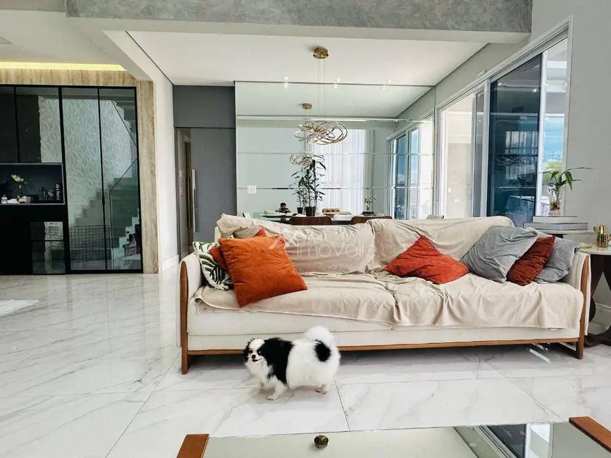 Foto 4 de Casa de Condomínio com 4 quartos à venda, 500m2 em Sao Jose Dos Campos - SP