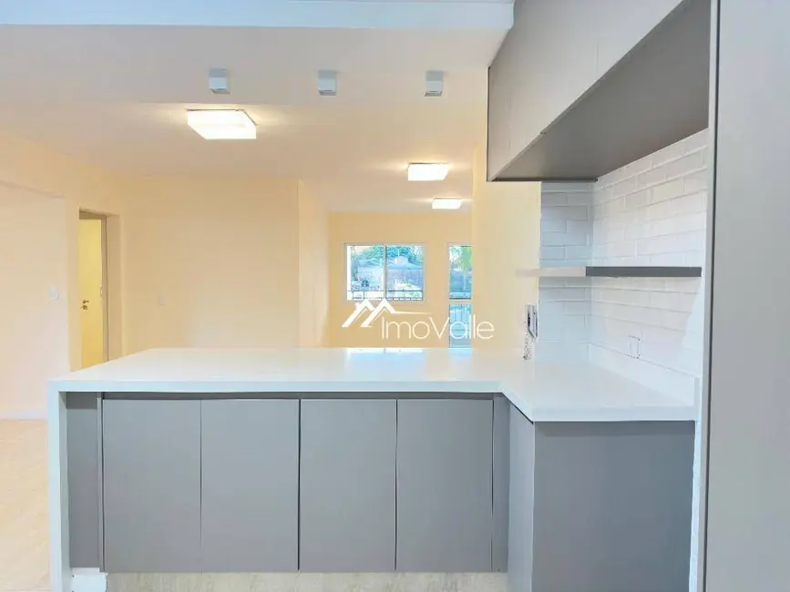 Apartamento com 4 quartos à venda e para alugar, 182m2 em Sao Jose Dos Campos - SP - imagem 5 Foto 5 de Apartamento com 4 quartos à venda e para alugar, 182m2 em Sao Jose Dos Campos - SP