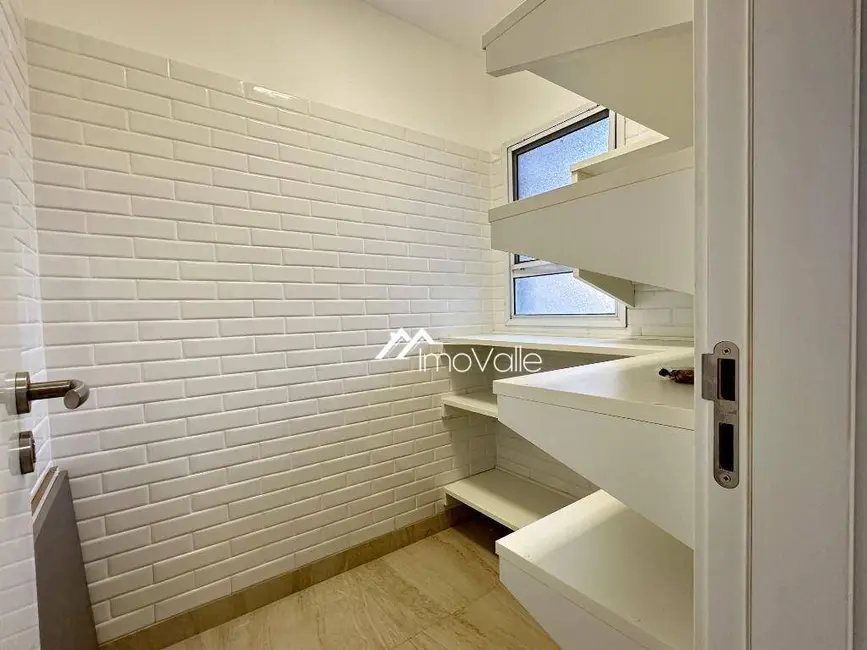 Apartamento com 4 quartos à venda e para alugar, 182m2 em Sao Jose Dos Campos - SP - imagem 9 Foto 9 de Apartamento com 4 quartos à venda e para alugar, 182m2 em Sao Jose Dos Campos - SP