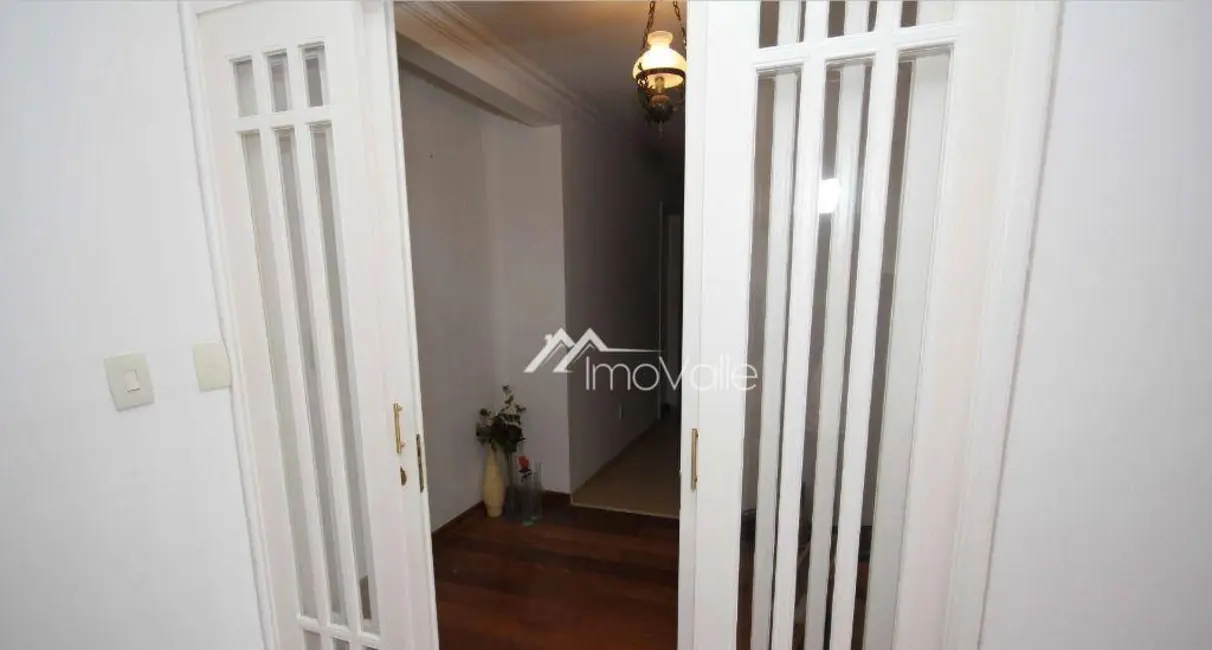 Apartamento com 4 quartos à venda, 158m2 em Sao Jose Dos Campos - SP - imagem 9 Foto 9 de Apartamento com 4 quartos à venda, 158m2 em Sao Jose Dos Campos - SP