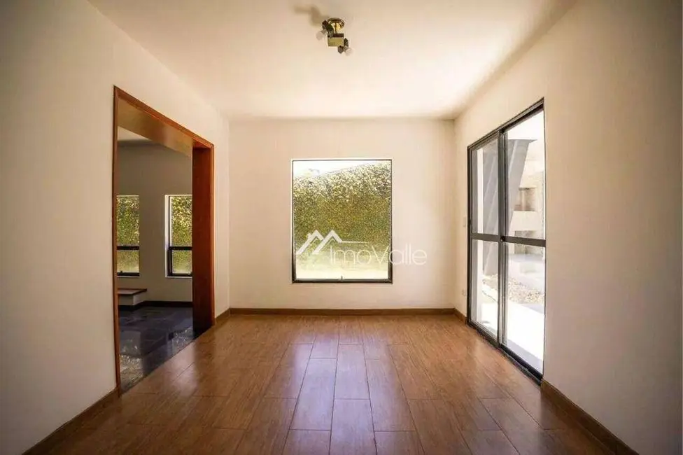 Casa de Condomínio com 4 quartos à venda, 360m2 em Sao Jose Dos Campos - SP - imagem 3 Foto 3 de Casa de Condomínio com 4 quartos à venda, 360m2 em Sao Jose Dos Campos - SP