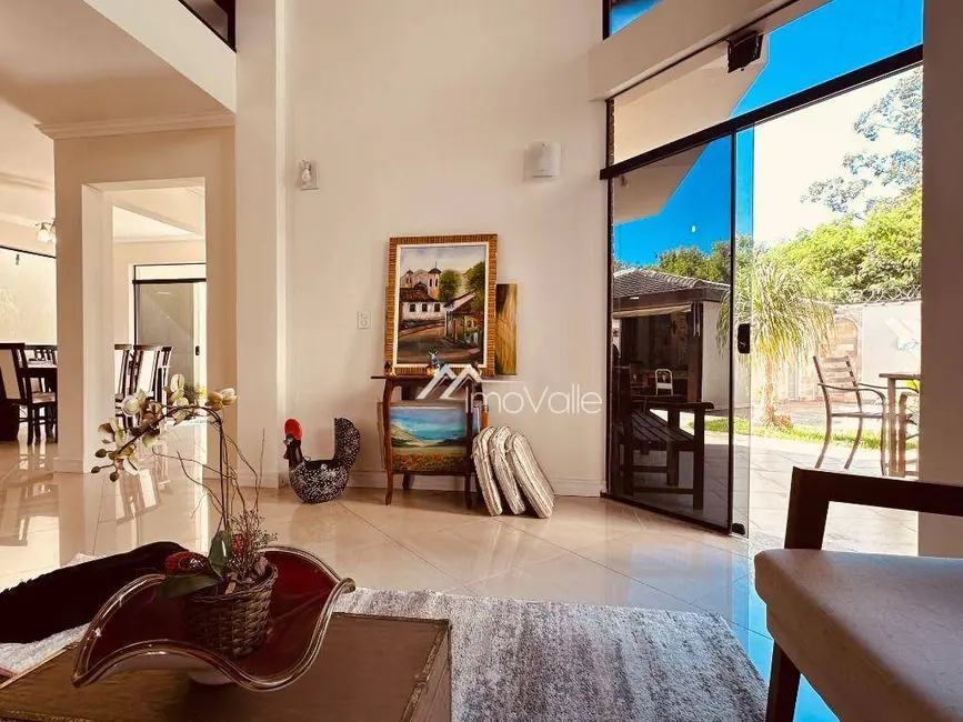 Foto 3 de Casa de Condomínio com 3 quartos à venda, 450m2 em Sao Jose Dos Campos - SP