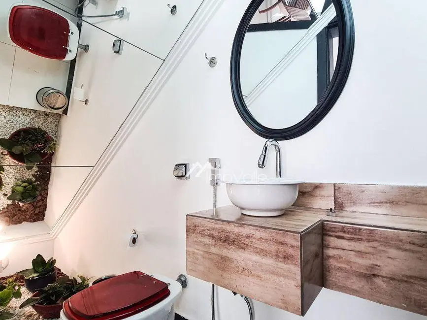 Foto 9 de Casa de Condomínio com 5 quartos à venda, 360m2 em Sao Jose Dos Campos - SP