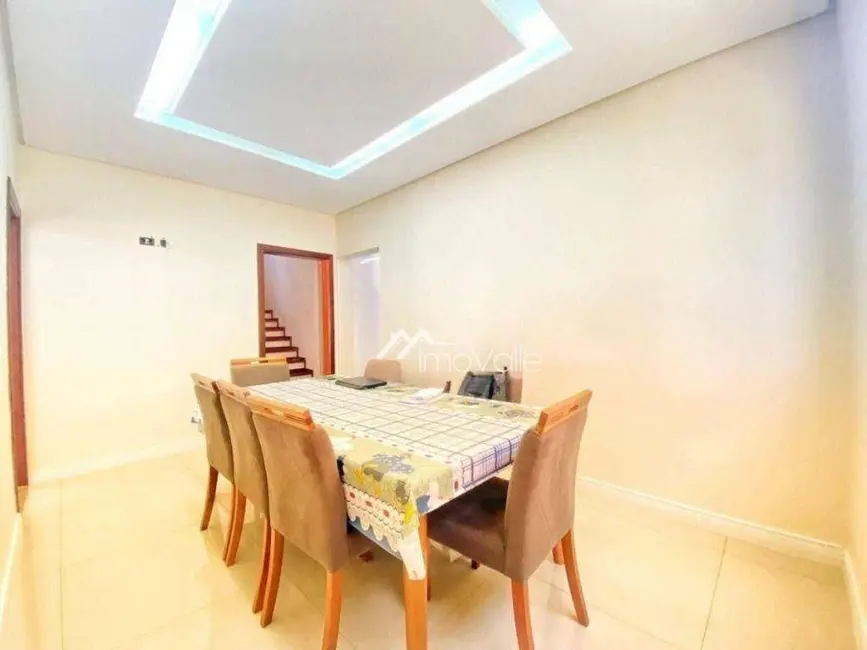 Casa com 4 quartos à venda, 370m2 em Sao Jose Dos Campos - SP - imagem 9 Foto 9 de Casa com 4 quartos à venda, 370m2 em Sao Jose Dos Campos - SP