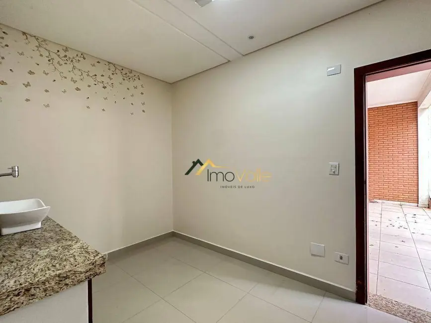 Foto 5 de Casa com 4 quartos à venda, 370m2 em Sao Jose Dos Campos - SP