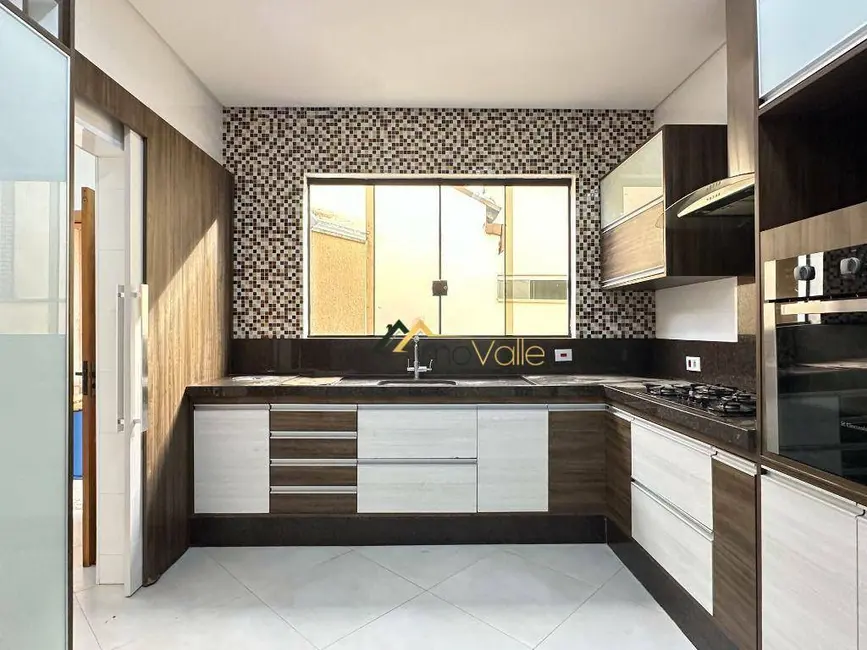 Foto 9 de Casa com 4 quartos à venda, 370m2 em Sao Jose Dos Campos - SP