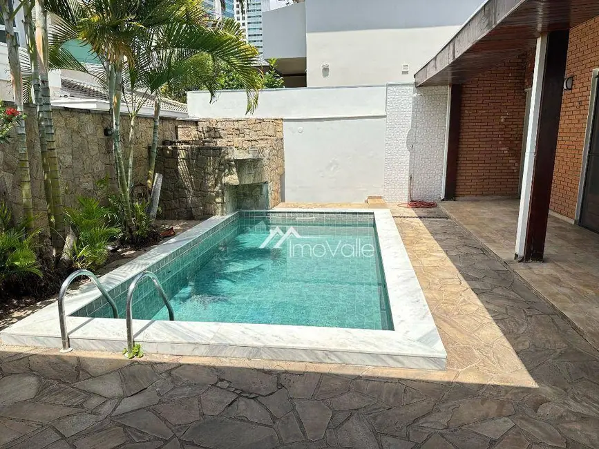 Casa de Condomínio com 4 quartos para alugar, 360m2 em Sao Jose Dos Campos - SP - imagem 8 Foto 8 de Casa de Condomínio com 4 quartos para alugar, 360m2 em Sao Jose Dos Campos - SP