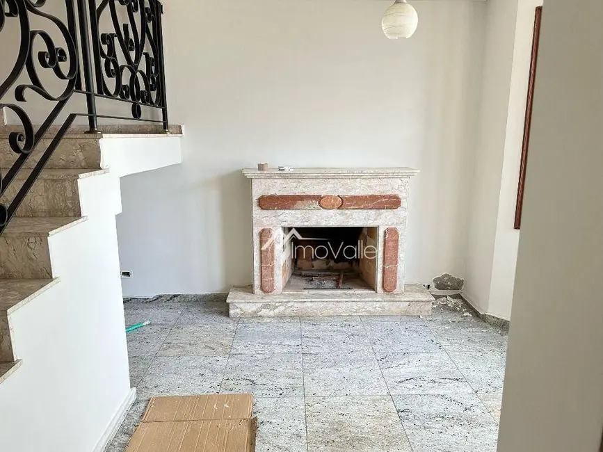 Casa de Condomínio com 4 quartos para alugar, 360m2 em Sao Jose Dos Campos - SP - imagem 5 Foto 5 de Casa de Condomínio com 4 quartos para alugar, 360m2 em Sao Jose Dos Campos - SP