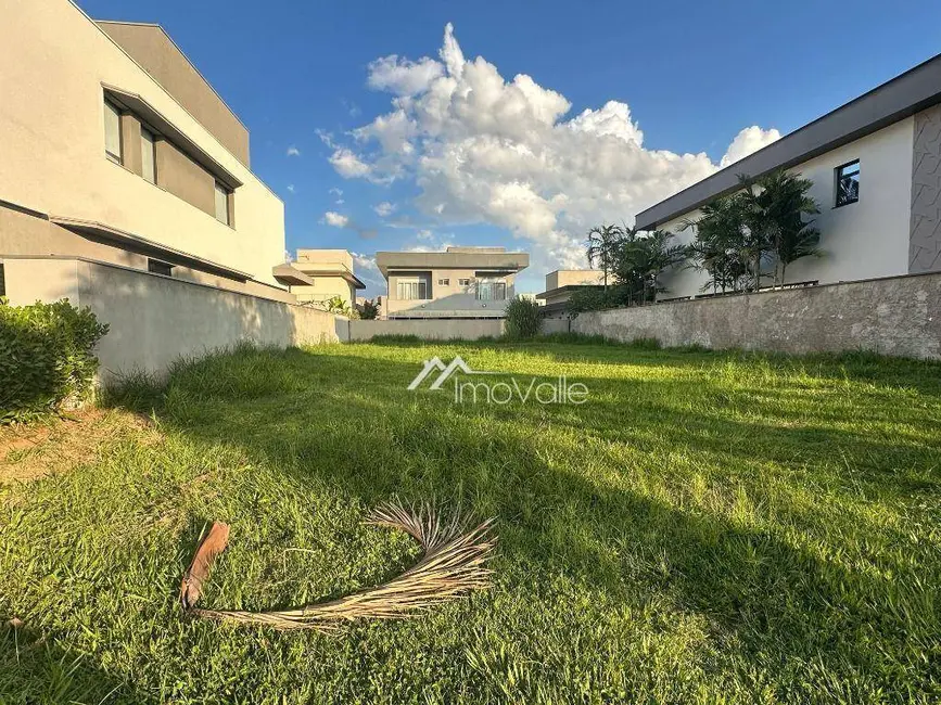 Foto 1 de Terreno / Lote à venda, 450m2 em Sao Jose Dos Campos - SP