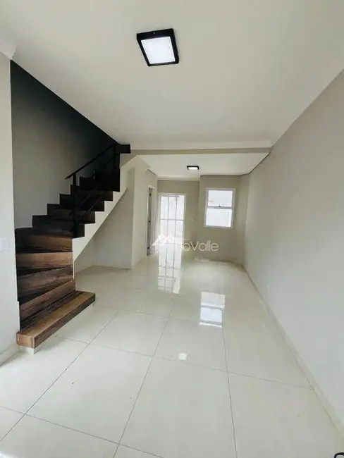 Foto 1 de Sobrado com 2 quartos à venda, 62m2 em Sao Jose Dos Campos - SP