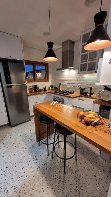 Foto 9 de Sobrado com 3 quartos à venda, 100m2 em Sao Jose Dos Campos - SP