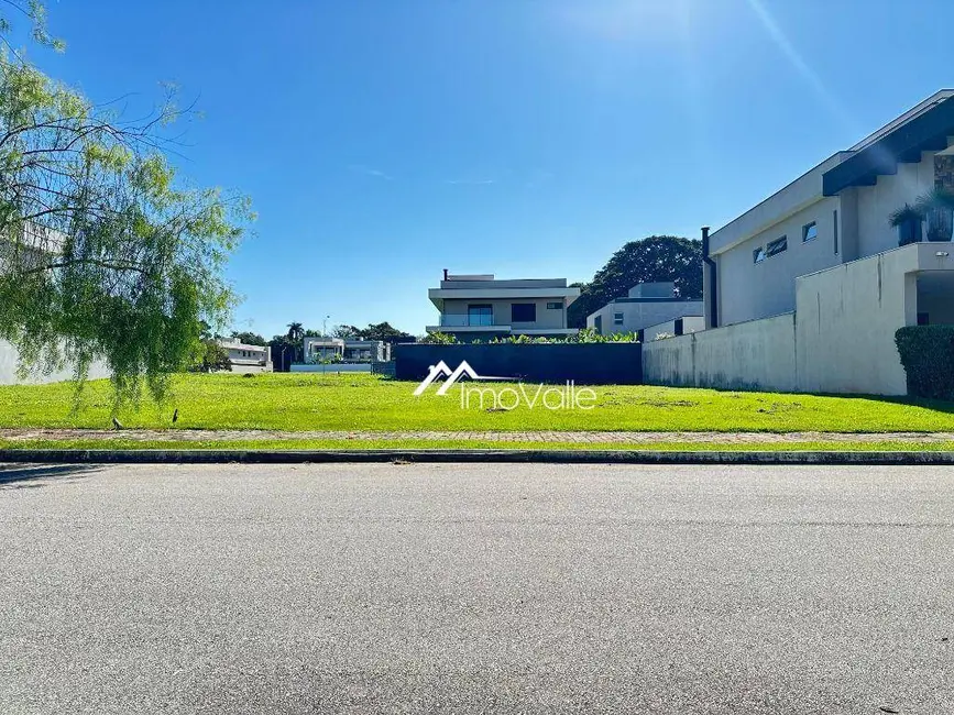 Foto 1 de Terreno / Lote à venda, 450m2 em Sao Jose Dos Campos - SP