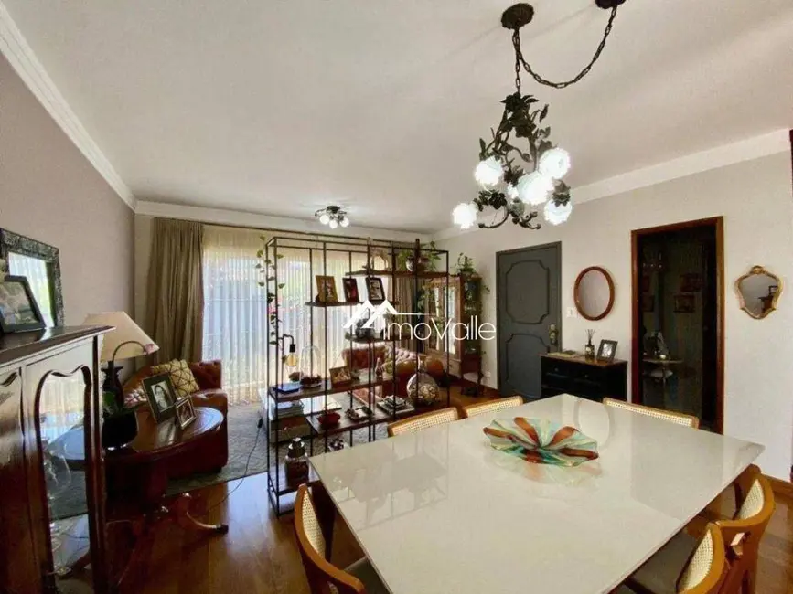 Casa de Condomínio com 3 quartos à venda, 360m2 em Sao Jose Dos Campos - SP - imagem 6 Foto 6 de Casa de Condomínio com 3 quartos à venda, 360m2 em Sao Jose Dos Campos - SP