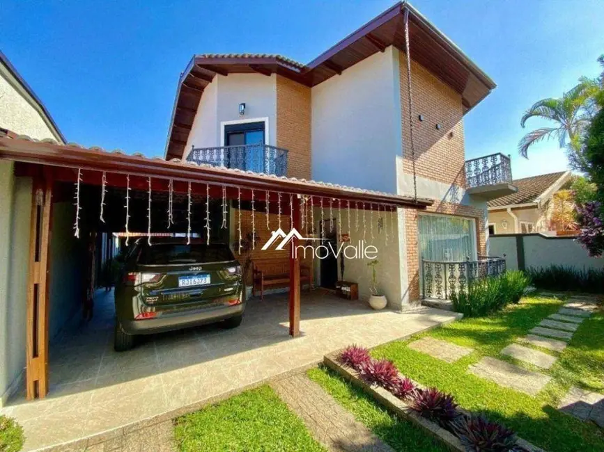 Casa de Condomínio com 3 quartos à venda, 360m2 em Sao Jose Dos Campos - SP - imagem 1 Foto 1 de Casa de Condomínio com 3 quartos à venda, 360m2 em Sao Jose Dos Campos - SP