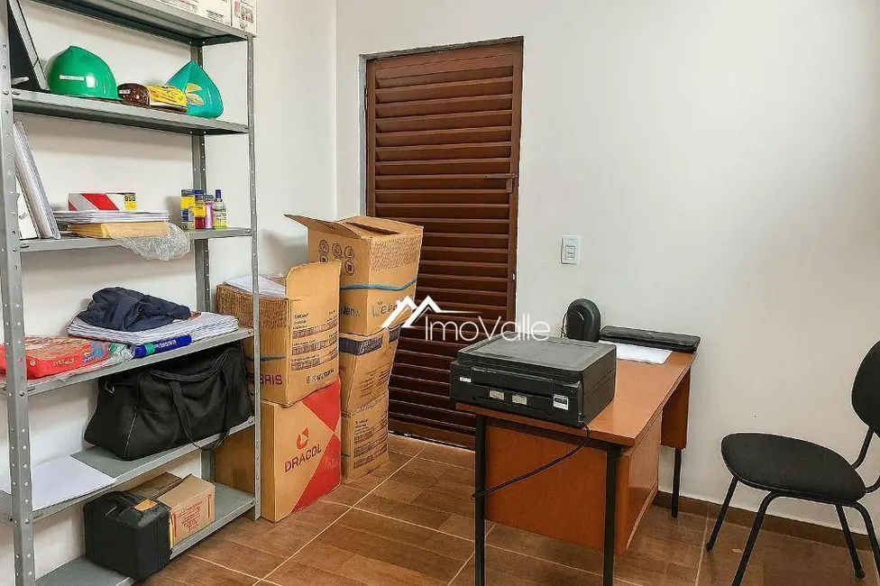 Armazém / Galpão para alugar, 800m2 em Sao Jose Dos Campos - SP - imagem 9 Foto 9 de Armazém / Galpão para alugar, 800m2 em Sao Jose Dos Campos - SP