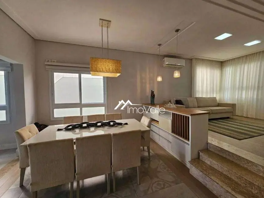 Sobrado com 4 quartos à venda, 270m2 em Sao Jose Dos Campos - SP - imagem 4 Foto 4 de Sobrado com 4 quartos à venda, 270m2 em Sao Jose Dos Campos - SP