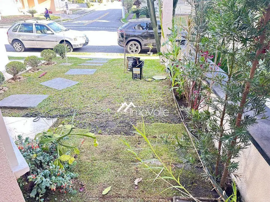 Foto 9 de Casa de Condomínio com 3 quartos para alugar, 300m2 em Sao Jose Dos Campos - SP