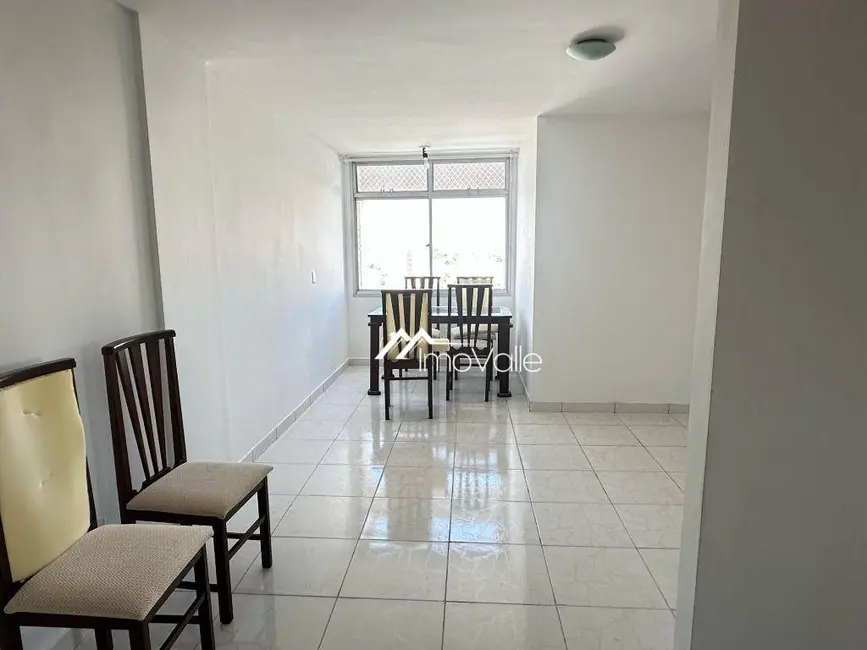 Foto 4 de Apartamento com 3 quartos para alugar, 70m2 em Sao Jose Dos Campos - SP