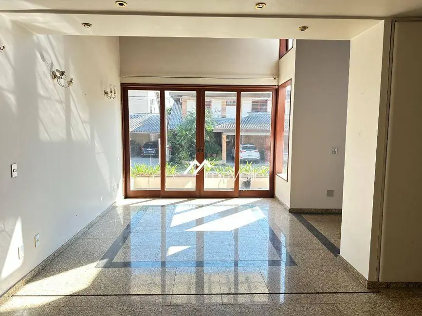 Foto 1 de Casa de Condomínio com 3 quartos à venda, 360m2 em Sao Jose Dos Campos - SP