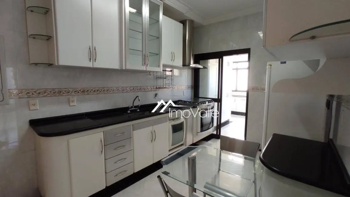 Foto 2 de Cobertura com 4 quartos à venda e para alugar, 262m2 em Sao Jose Dos Campos - SP