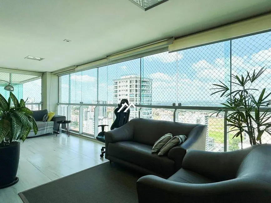 Foto 5 de Apartamento com 4 quartos à venda, 184m2 em Sao Jose Dos Campos - SP