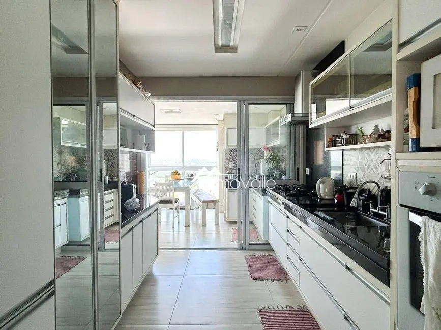 Foto 8 de Apartamento com 4 quartos à venda, 184m2 em Sao Jose Dos Campos - SP