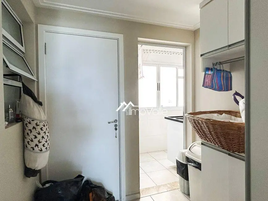 Foto 9 de Apartamento com 4 quartos à venda, 184m2 em Sao Jose Dos Campos - SP