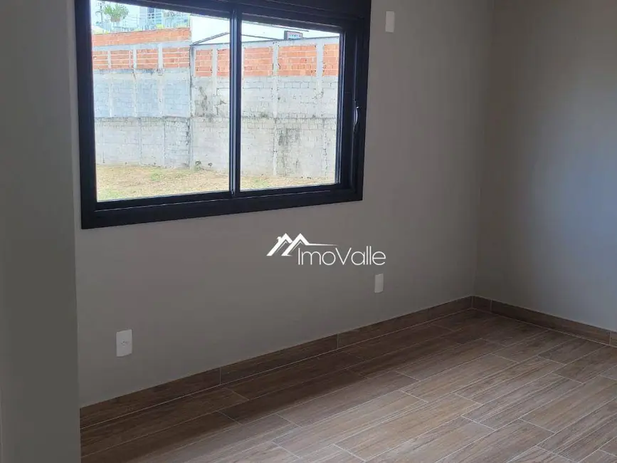 Foto 9 de Sobrado com 4 quartos à venda, 300m2 em Sao Jose Dos Campos - SP