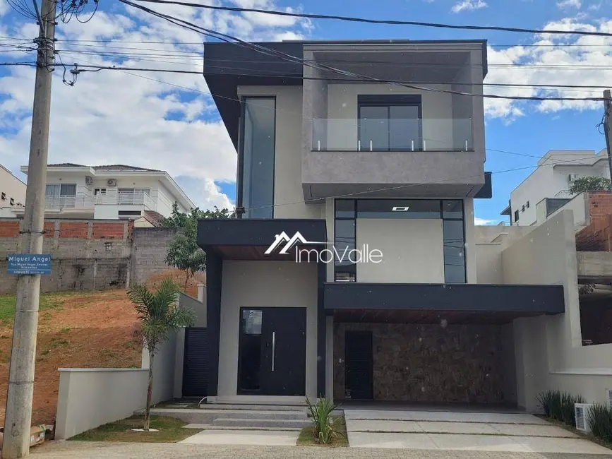 Foto 1 de Sobrado com 4 quartos à venda, 300m2 em Sao Jose Dos Campos - SP