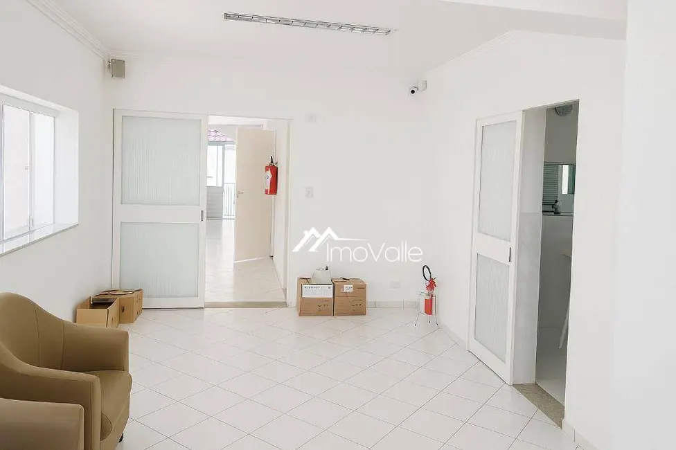 Casa com 4 quartos para alugar, 450m2 em Sao Jose Dos Campos - SP - imagem 7 Foto 7 de Casa com 4 quartos para alugar, 450m2 em Sao Jose Dos Campos - SP