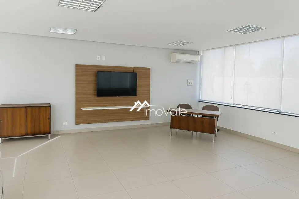 Casa com 4 quartos para alugar, 450m2 em Sao Jose Dos Campos - SP - imagem 1 Foto 1 de Casa com 4 quartos para alugar, 450m2 em Sao Jose Dos Campos - SP