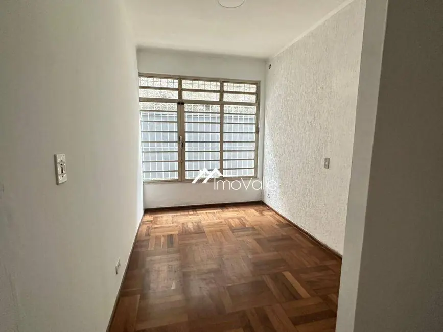 Casa com 4 quartos para alugar, 250m2 em Sao Jose Dos Campos - SP - imagem 5 Foto 5 de Casa com 4 quartos para alugar, 250m2 em Sao Jose Dos Campos - SP