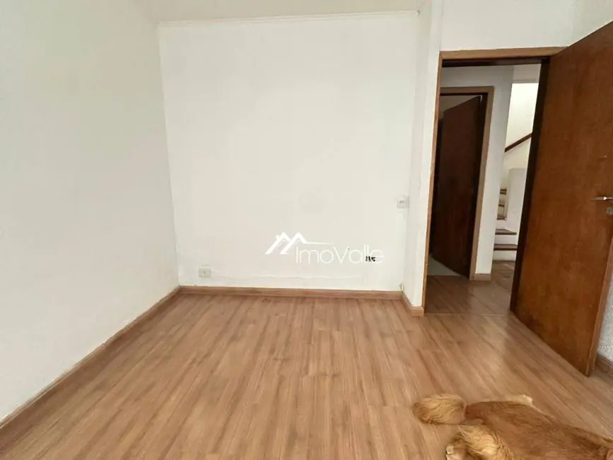 Casa com 4 quartos para alugar, 250m2 em Sao Jose Dos Campos - SP - imagem 8 Foto 8 de Casa com 4 quartos para alugar, 250m2 em Sao Jose Dos Campos - SP