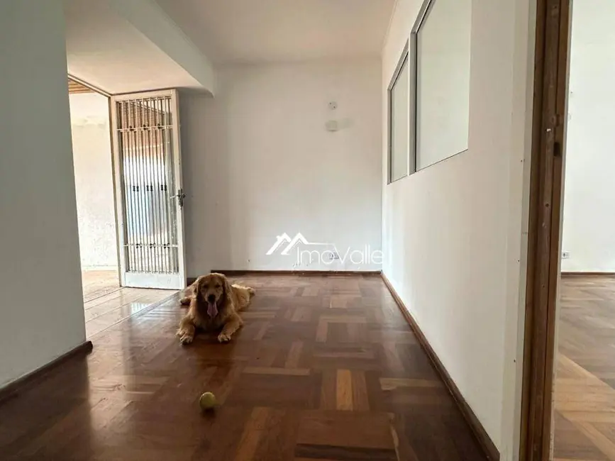 Casa com 4 quartos para alugar, 250m2 em Sao Jose Dos Campos - SP - imagem 4 Foto 4 de Casa com 4 quartos para alugar, 250m2 em Sao Jose Dos Campos - SP