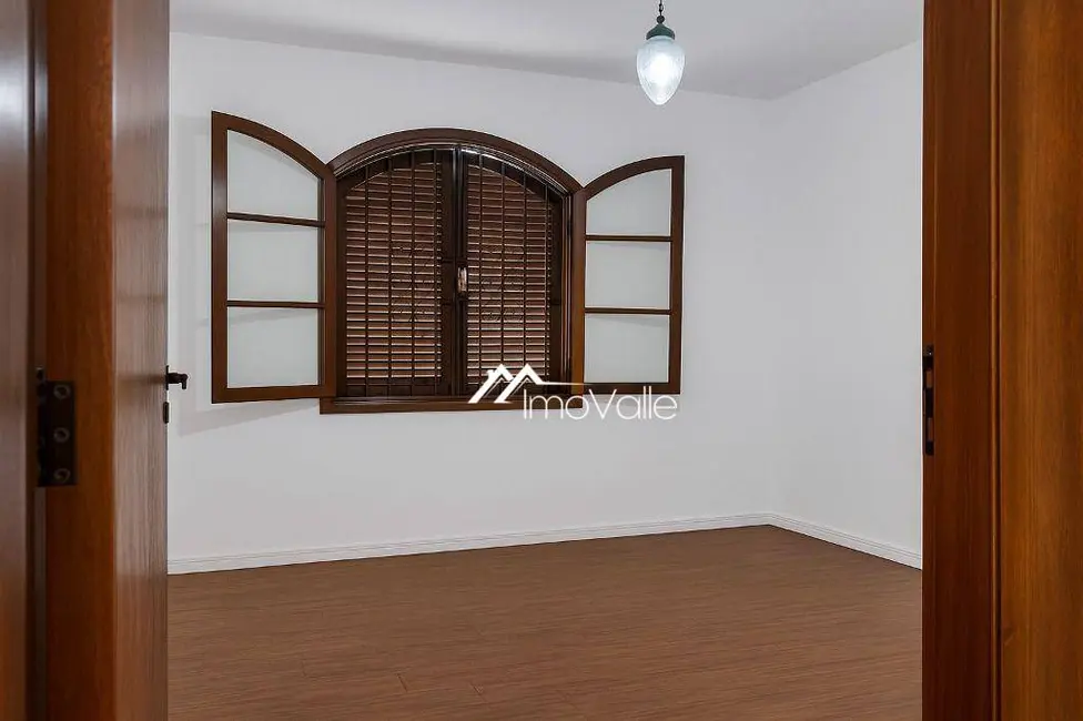 Foto 7 de Casa com 3 quartos à venda, 175m2 em Sao Jose Dos Campos - SP