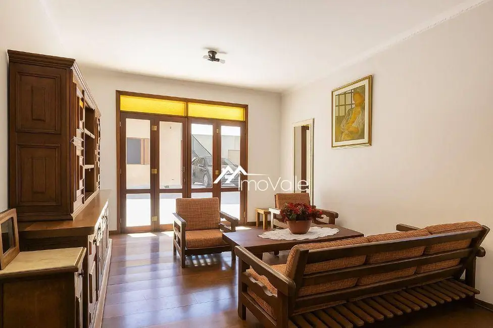 Casa de Condomínio com 3 quartos para alugar, 400m2 em Sao Jose Dos Campos - SP - imagem 4 Foto 4 de Casa de Condomínio com 3 quartos para alugar, 400m2 em Sao Jose Dos Campos - SP