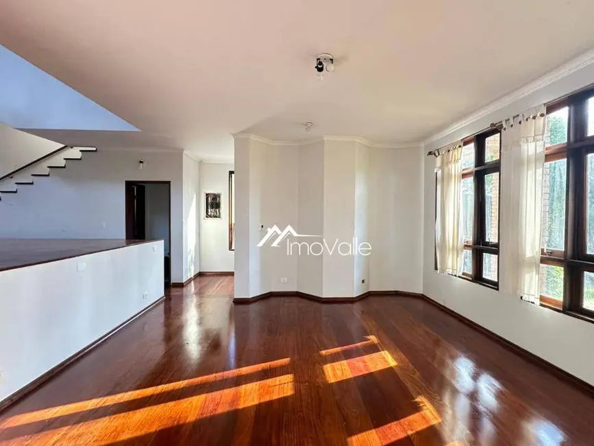 Casa de Condomínio com 3 quartos para alugar, 400m2 em Sao Jose Dos Campos - SP - imagem 1 Foto 1 de Casa de Condomínio com 3 quartos para alugar, 400m2 em Sao Jose Dos Campos - SP