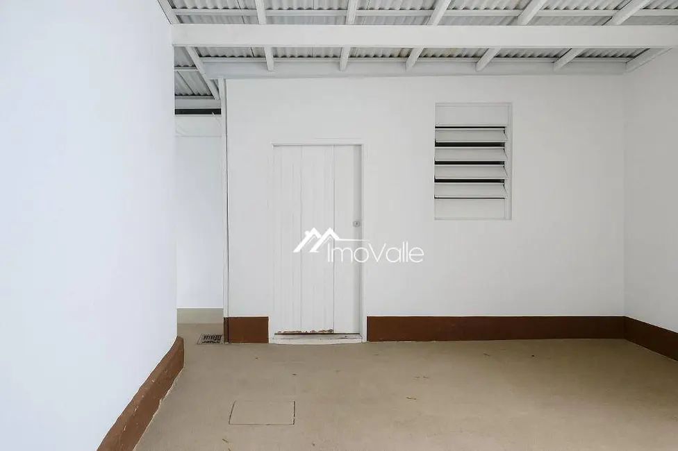 Casa com 4 quartos para alugar, 281m2 em Sao Jose Dos Campos - SP - imagem 8 Foto 8 de Casa com 4 quartos para alugar, 281m2 em Sao Jose Dos Campos - SP