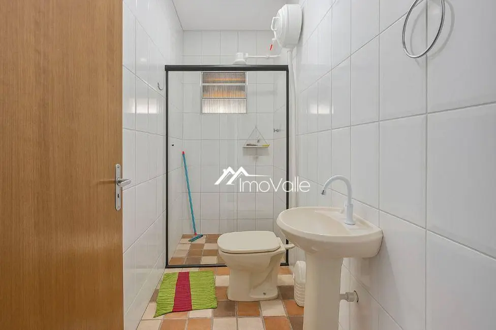 Chácara com 3 quartos à venda, 4000m2 em Paraibuna - SP - imagem 4 Foto 4 de Chácara com 3 quartos à venda, 4000m2 em Paraibuna - SP