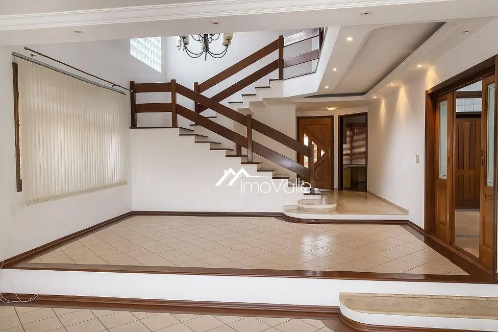 Foto 2 de Sobrado com 3 quartos à venda, 360m2 em Sao Jose Dos Campos - SP