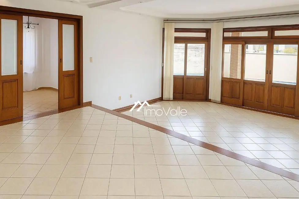 Foto 4 de Sobrado com 3 quartos à venda, 360m2 em Sao Jose Dos Campos - SP